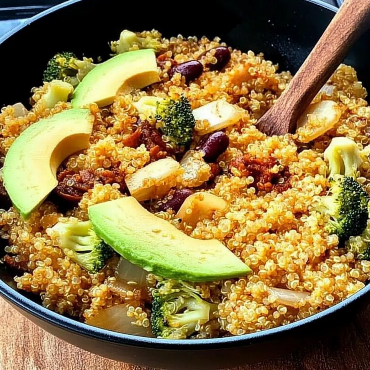 Skinny Quinoa Skillet Supper