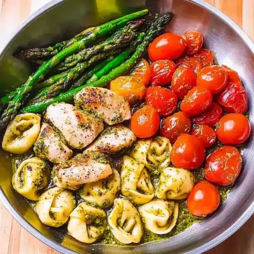 Pesto Chicken Tortellini and Veggies